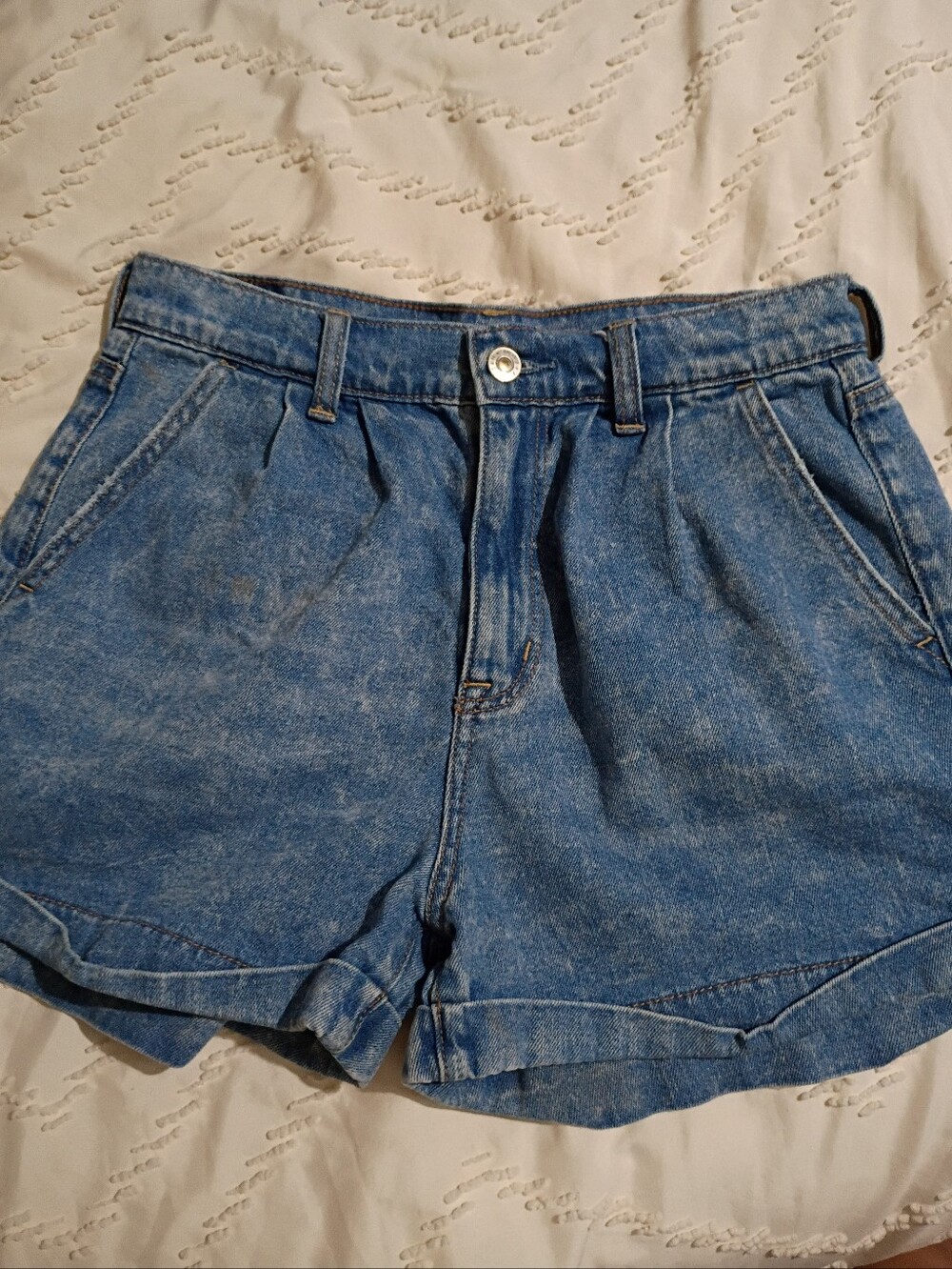 American Eagle Classic High-Waist Denim Shorts in Blue